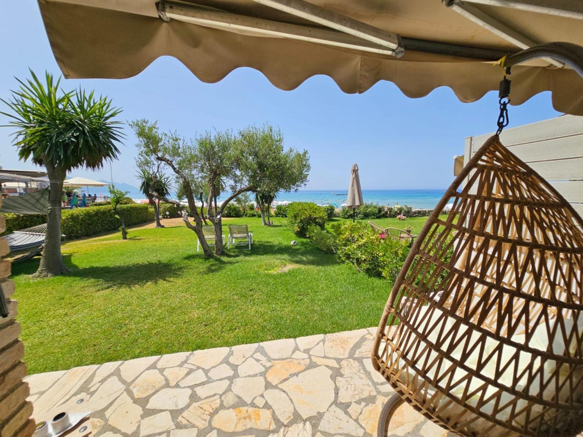 Glyfada Beachfront Apartment A3G エクステリア 写真